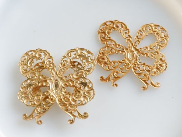 画像4: ミリアムハスケル　マットゴールド【デコレーション・リボンフィリグリーセット】46ミリ　1個　　0328 (4)