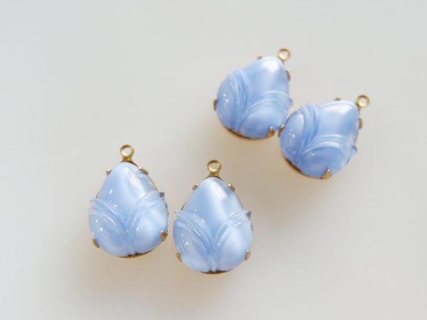 画像2: ドイツヴィンテージ　ガラスカボションチャーム【バド・みずいろ】2個 (2)