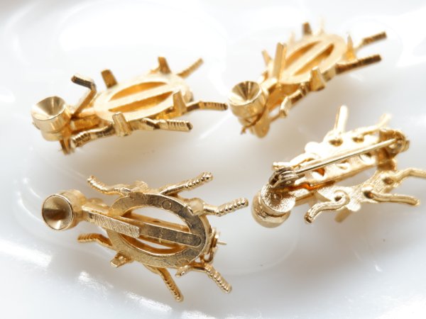 画像1: ヴィンテージBSK  昆虫ブローチ金具　※訳あり　　虫　バグ (1)