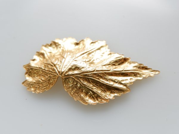 画像3: ミリアムハスケル・デッドストック　ロシアンゴールド　ギザギザリーフ大　1個 (3)