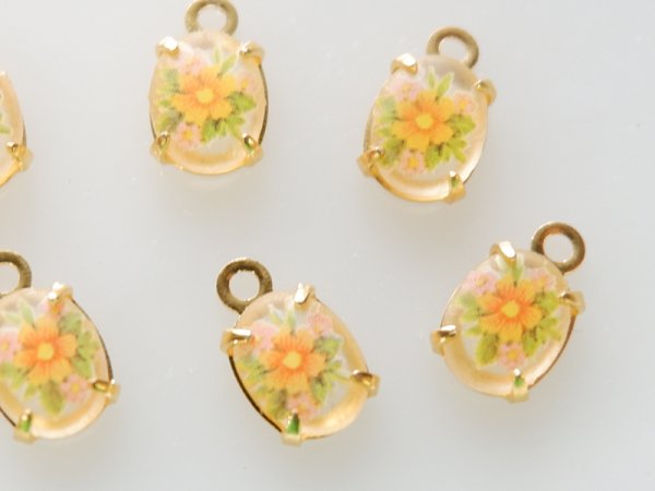 画像4: ジャパンヴィンテージ　セッティング付き　転写マットフラワーカメオ 8×6ミリ　2個 (4)