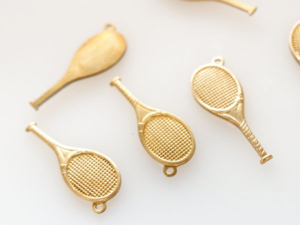 画像2: ヴィンテージアメリカ製 真鍮パーツ【テニスラケットのチャーム】2個 (2)