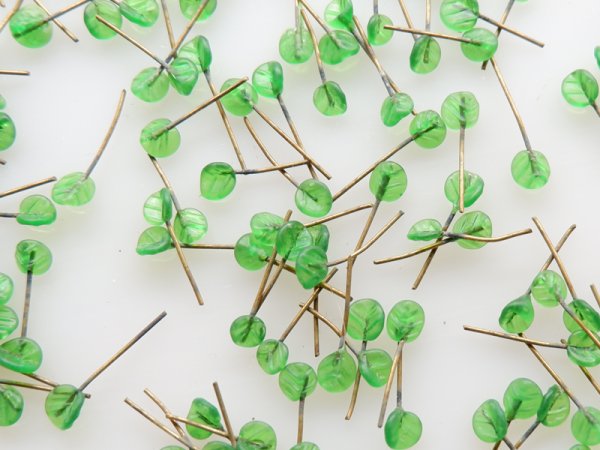 画像3: ジャパンヴィンテージ・ガラス製ヘッドピン【ミニリーフ】20本 (3)