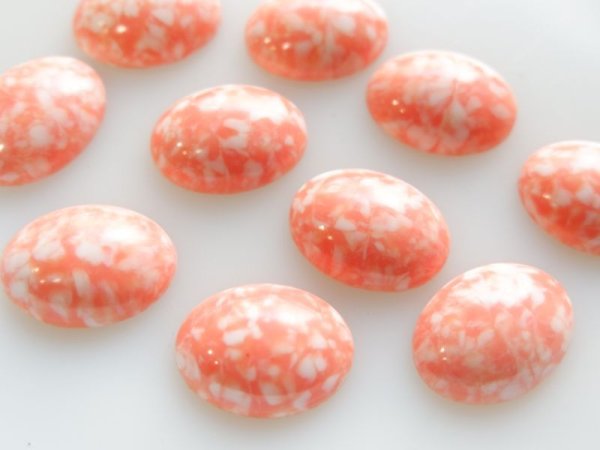 画像2: ドイツヴィンテージのカボション【ピーチ×ホワイト　モザイク】20×15ミリ　2個 (2)